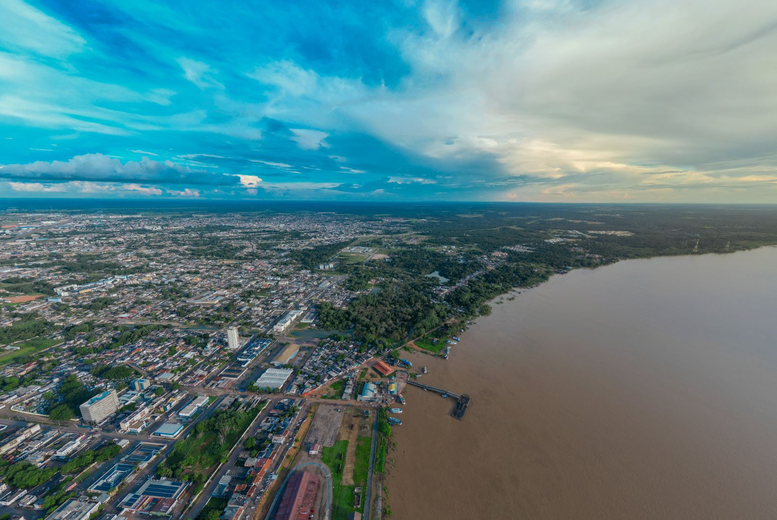 Acompanhamento garante transparência e ajustes nos investimentos para o desenvolvimento sustentável da cidade e distritos